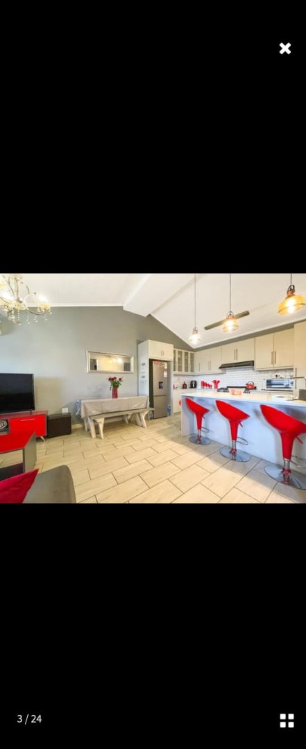 4 Bedroom Property for Sale in Rondevlei Park Western Cape